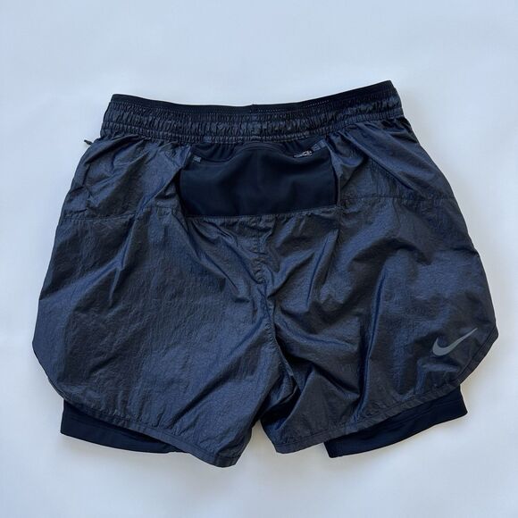 Nike Men’s Size Small Run Division Repel 2 in 1 Gym 7 Inch Shorts FB8544 010 - Picture 7 of 9